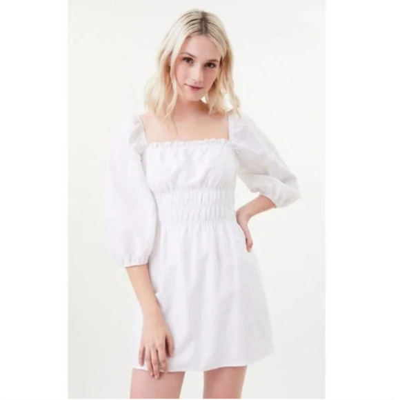 NWT Charlie Holiday Boheme Smocked Puff Sleeve Mini Dress in White - Picture 1 of 4